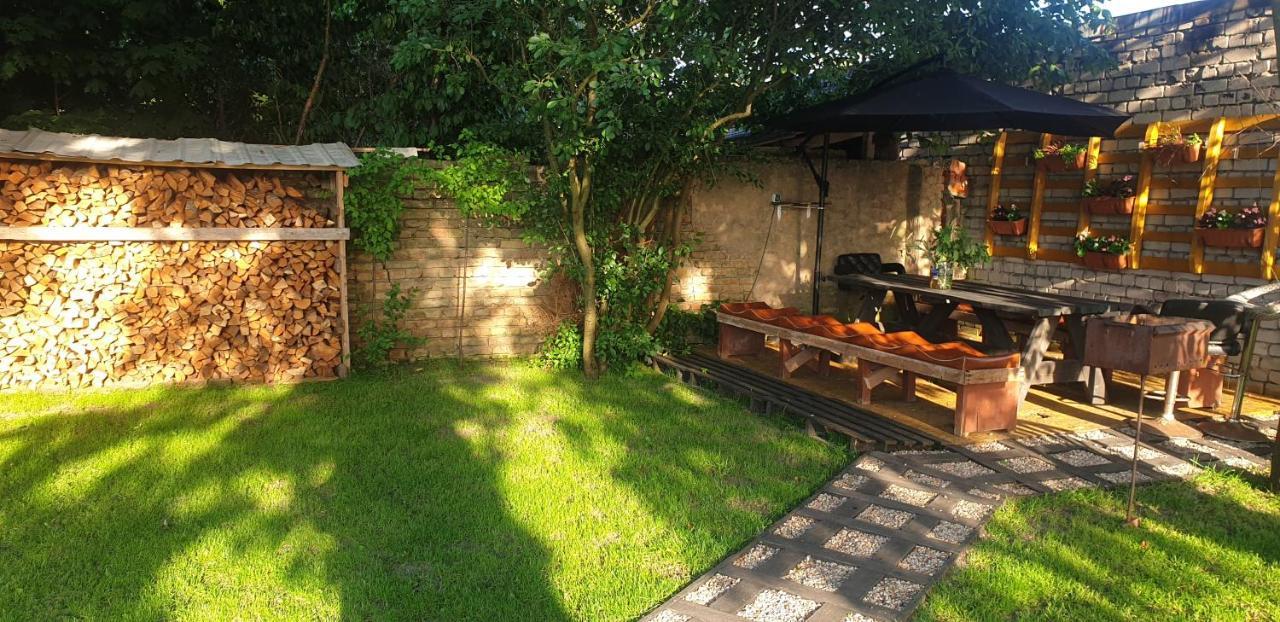 Martin Guest House Ventspils Exterior foto