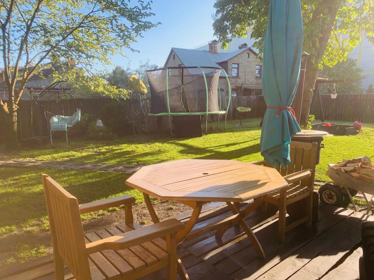 Martin Guest House Ventspils Exterior foto