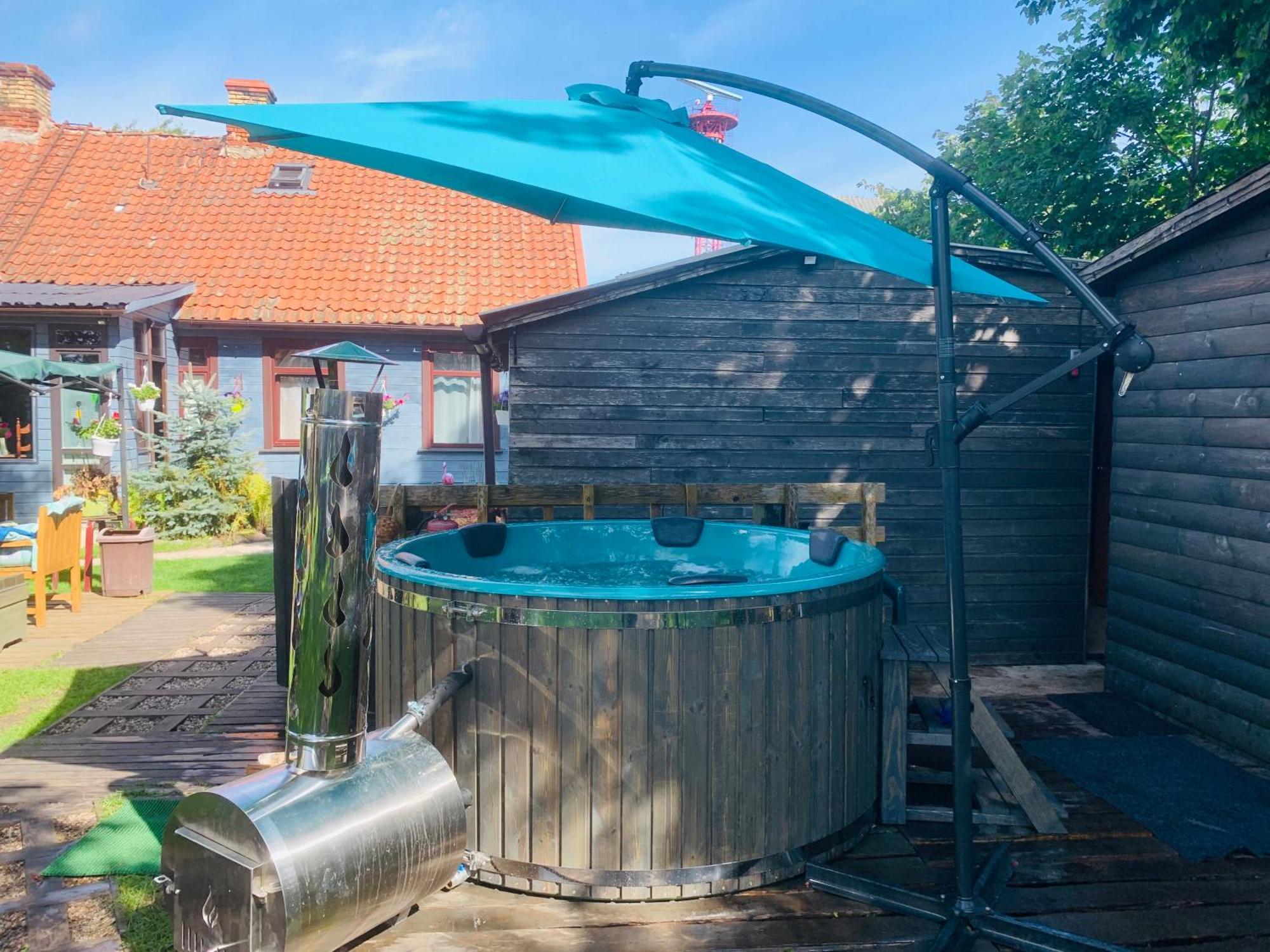 Martin Guest House Ventspils Exterior foto