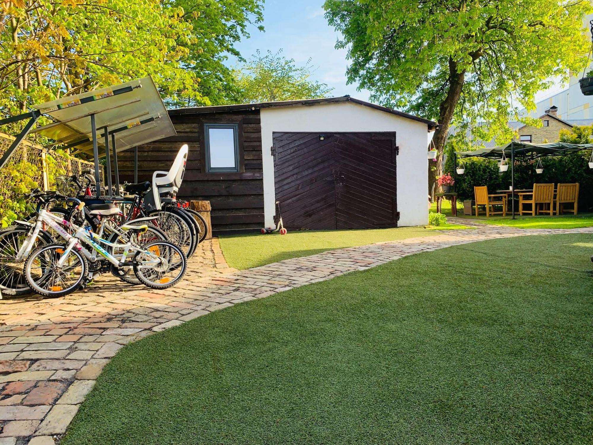 Martin Guest House Ventspils Exterior foto