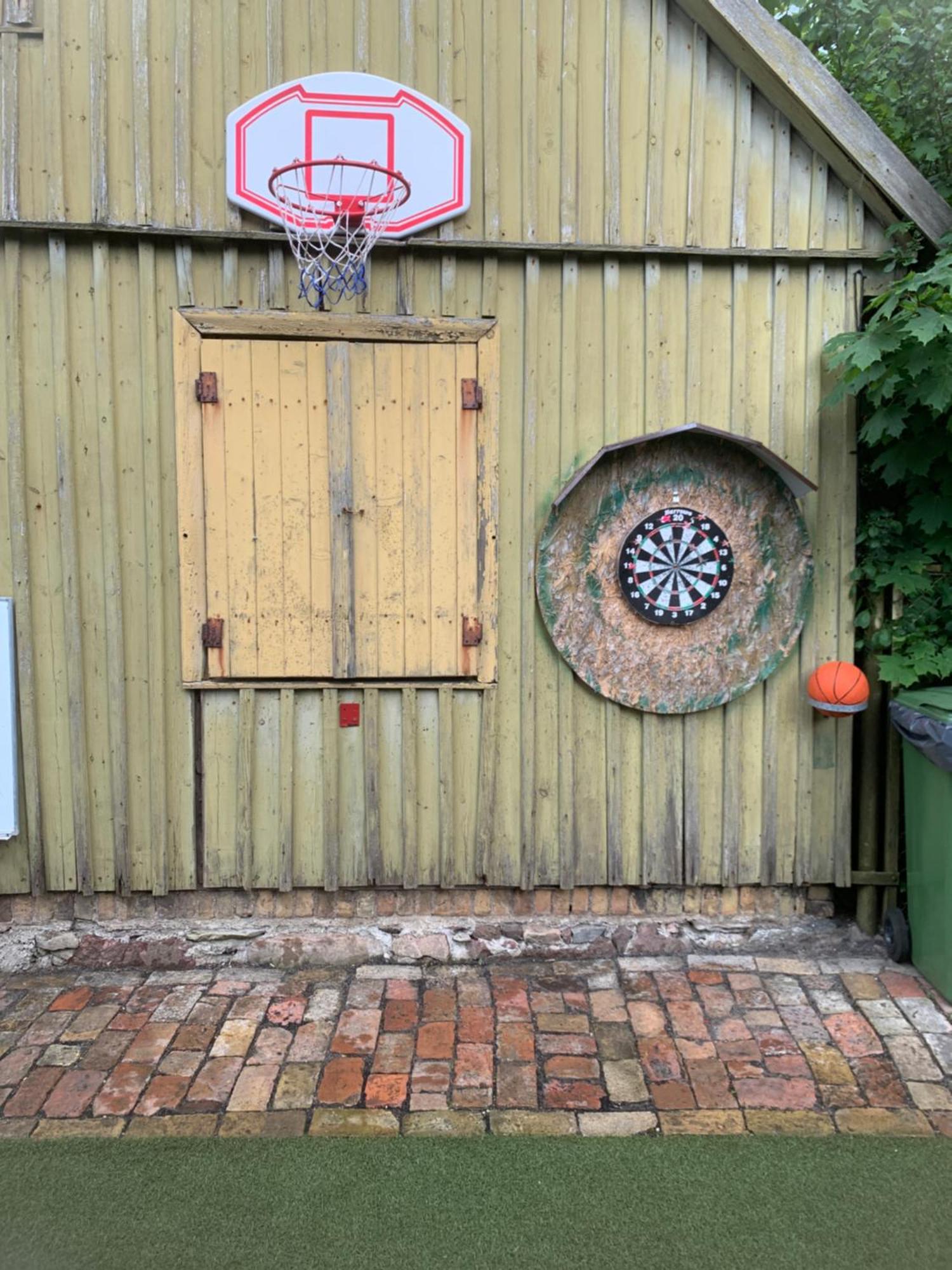 Martin Guest House Ventspils Exterior foto